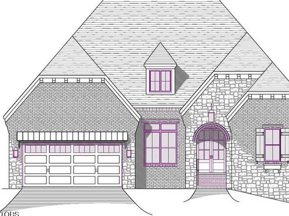 121 Cathedral Dr, Crossville, TN 38558