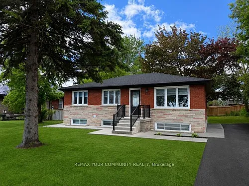 130 Simcoe Rd #LOWER Photo 1