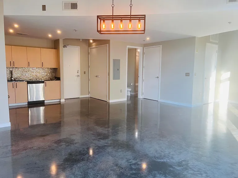 600 12th Ave S #804 — Photo 20