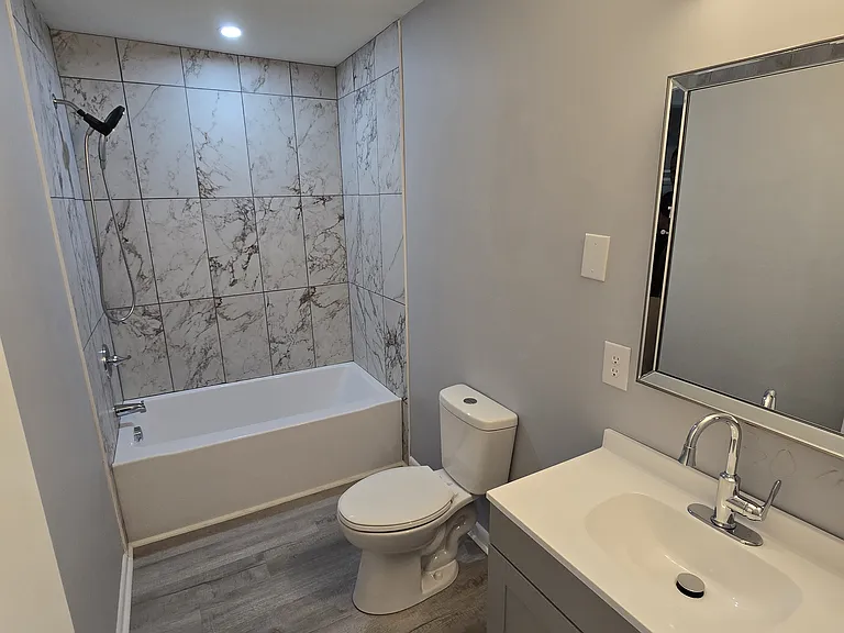 1009 Horne Ave — Photo 3