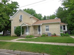 206 E Cravath St, Whitewater, WI 53190