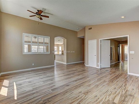 5th image of 4433 Ocean Breeze Ave