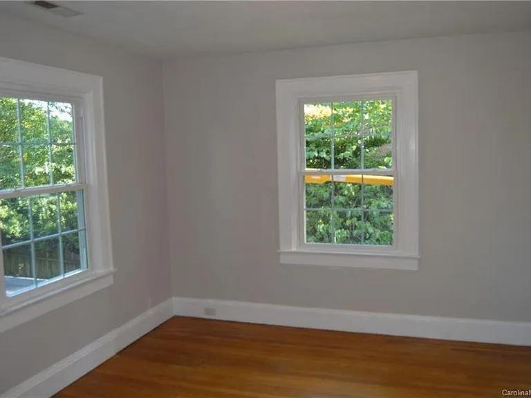 436 Sullivan Rd — Photo 8