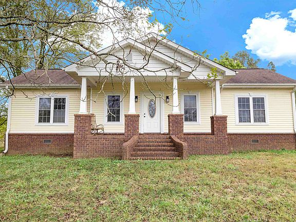 3rd image of 8380 Highway 207