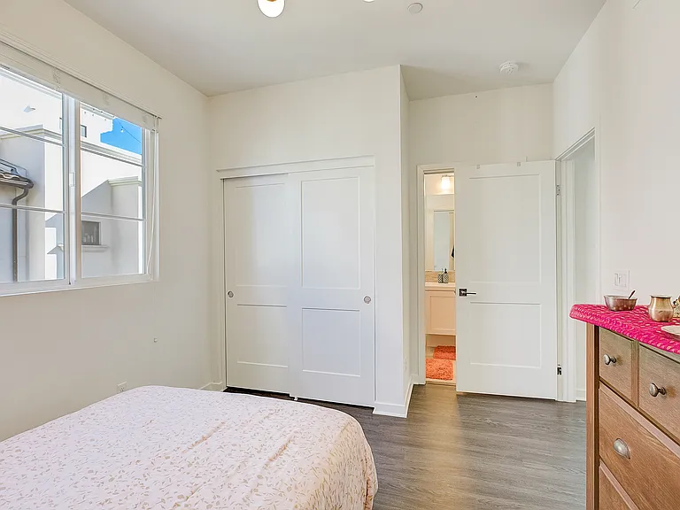749 Talbot Ln — Photo 6