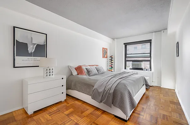 Sold by Corcoran | media 6