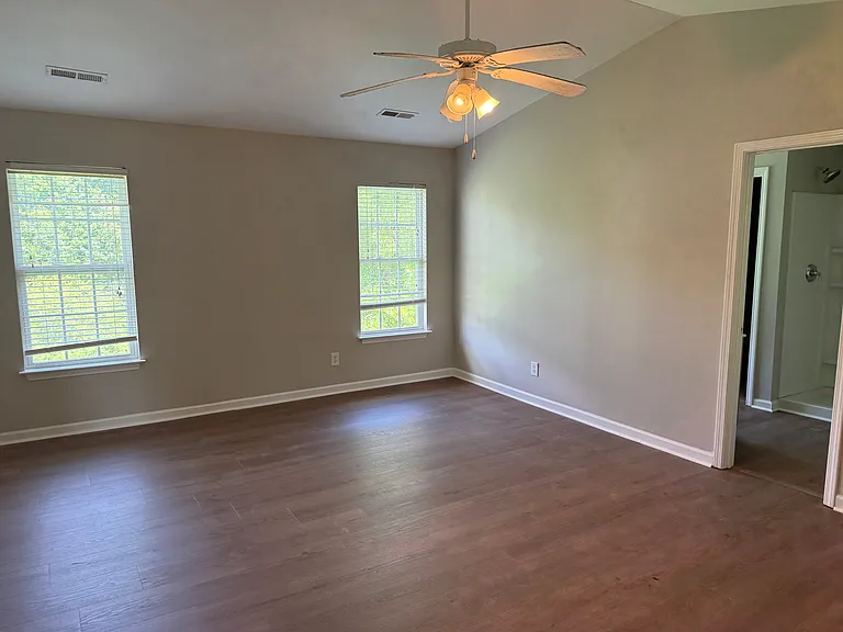 157 Dunbarton Ct — Photo 5