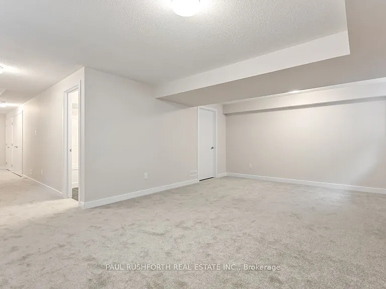 623 Terrier Cir — Photo 24