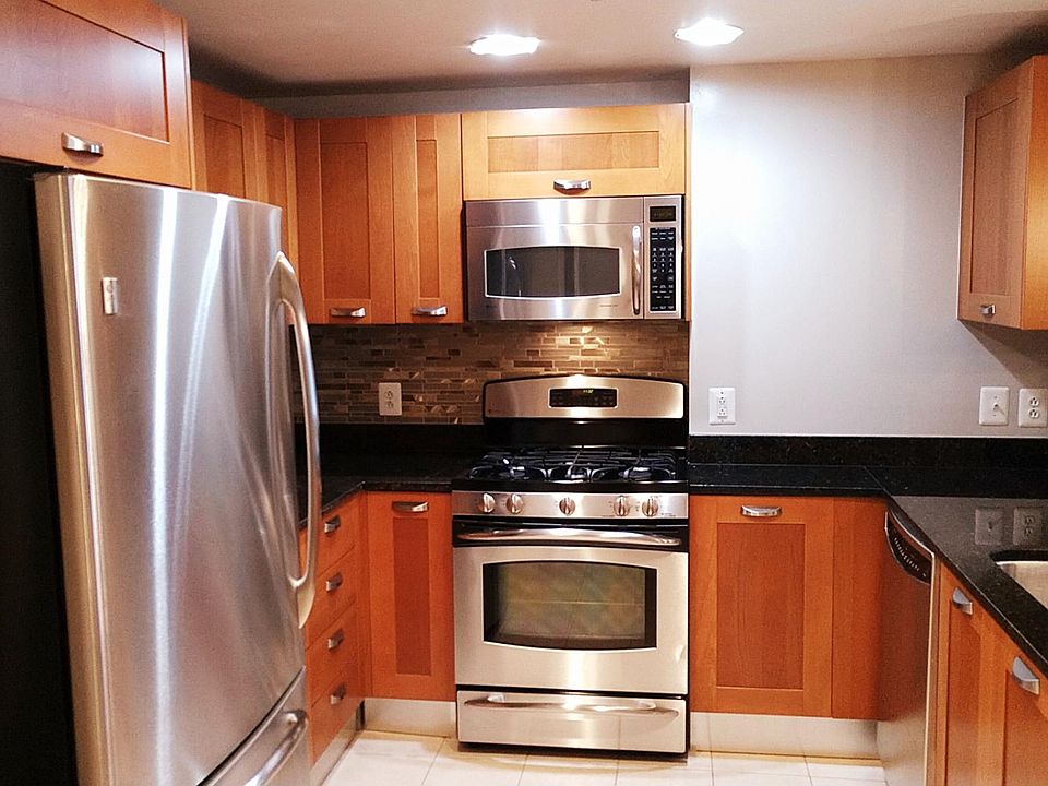 1st image of 2451 Midtown Ave #1208