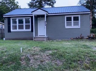 214 Center St, Kenbridge, VA 23944