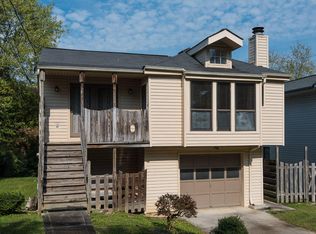 7651 NW Chatham Cir, Knoxville, TN 37909