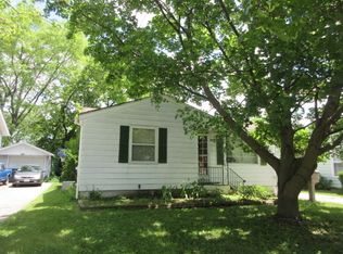 1813 N Jackson St, Waukegan, IL 60087