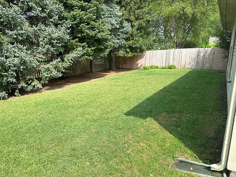 3004 Village Park North Dr — Photo 6