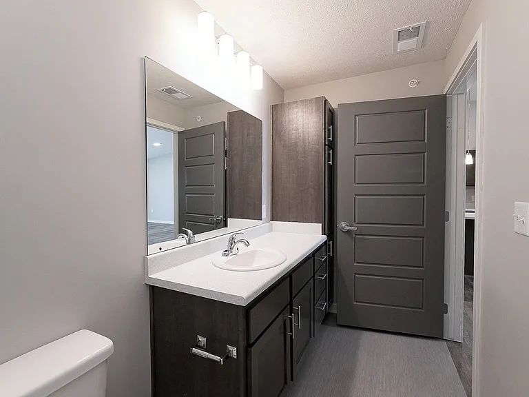 Village West Apartments — Photo 38