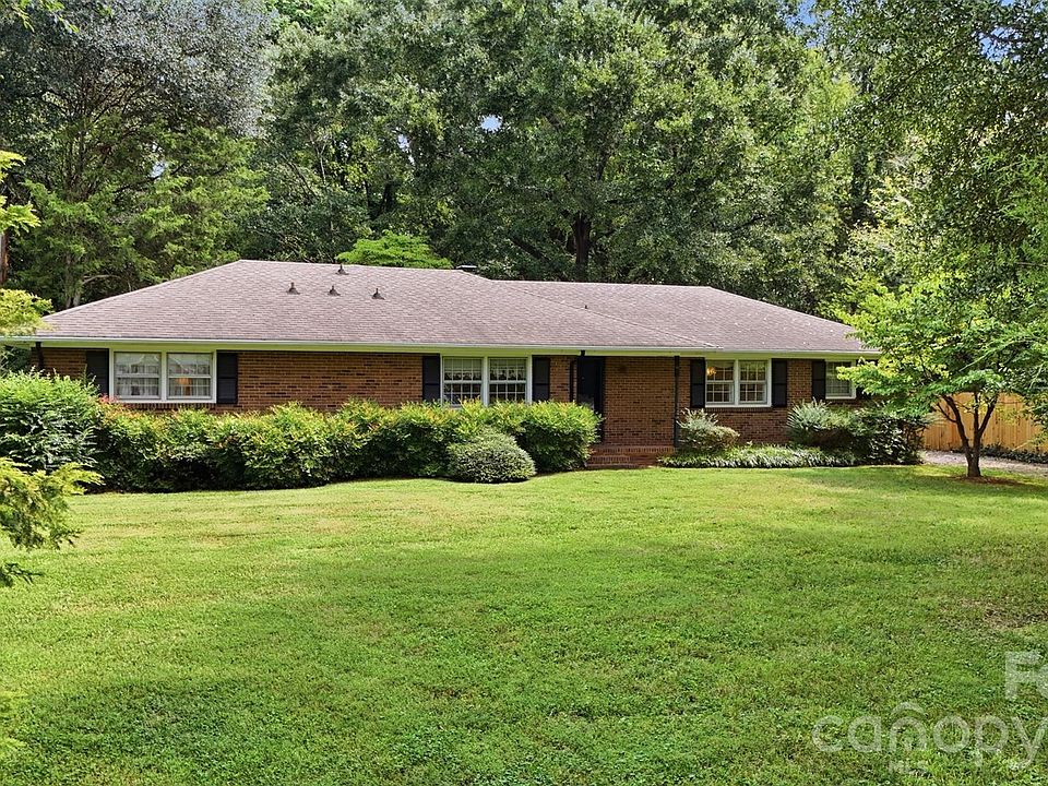 1st image of 4913 S New Hope Rd