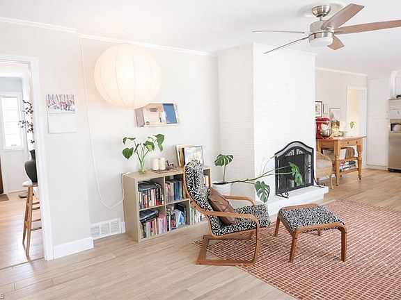 3rd image of 1205 Fenimore St
