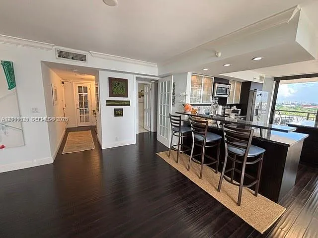 2843 S Bayshore Dr #P4-F — Photo 9