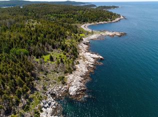 17 Town Rd, Isle Au Haut, ME 04645