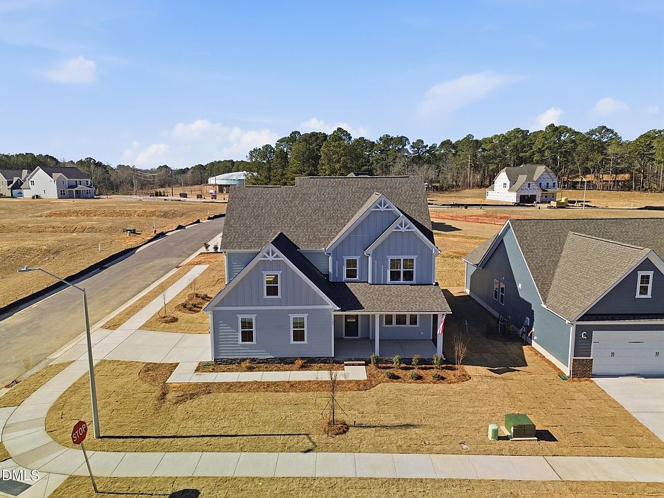 1st image of 301 Brindle Dr