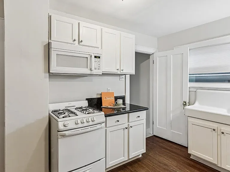 5554 Dunning Pl — Photo 14