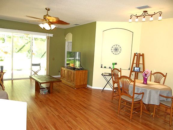 4th image of 8572 Acorn Ridge Ct