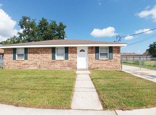3100 Guerra Dr, Violet, LA 70092