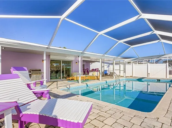 3693 Ruby Ave, Saint James City, FL 33956