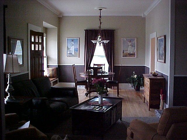 living/dining room
