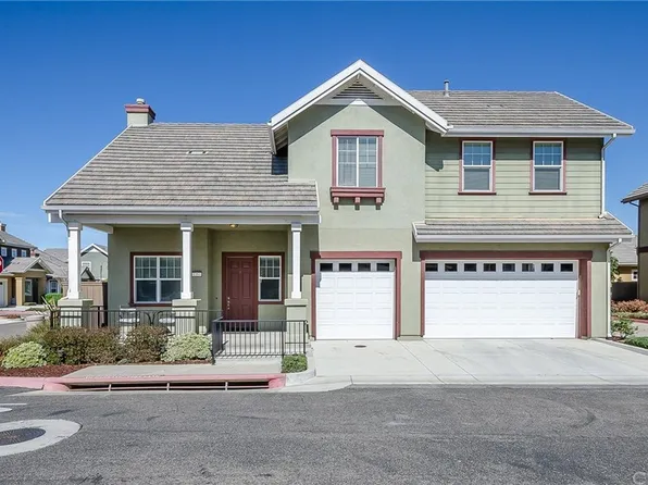 1353 W Veneto Ln, Santa Maria, CA 93458