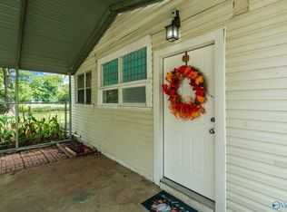 305 Thomas St, Athens, AL 35611