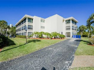 101 Whispering Sands Dr APT 102, Sarasota, FL 34242