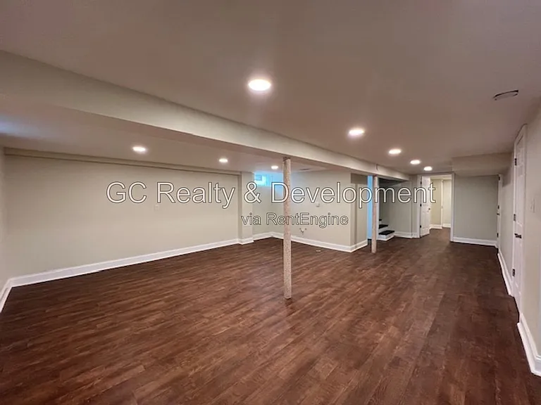 7613 N Harlem Ave — Photo 16