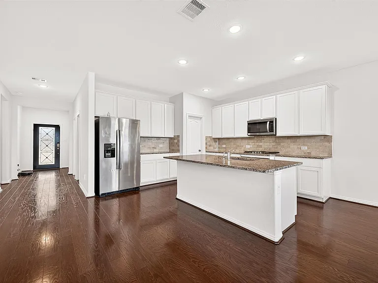 8114 Royal Palm Ct — Photo 11