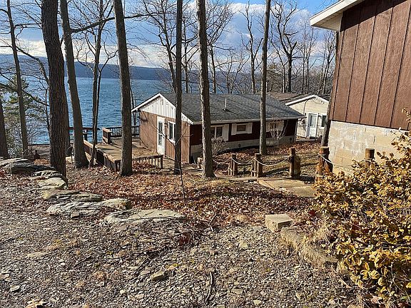 Cottage left & Garage right
