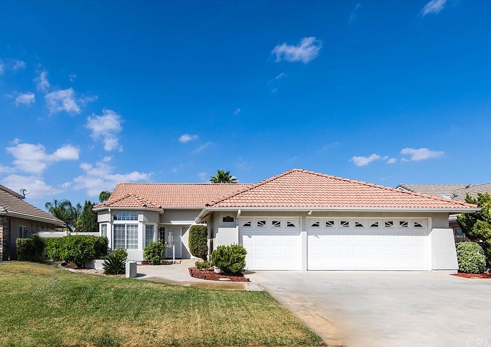 1st image of 28090 Aspenwood Way