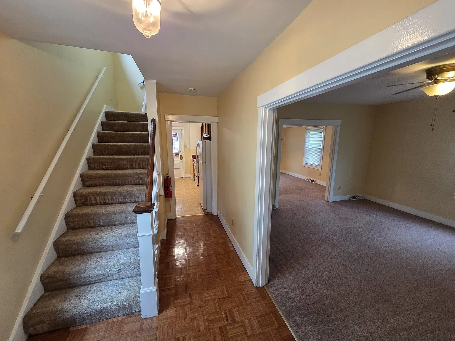 3 bed, 1215 sqft, $1,500 — Photo 2