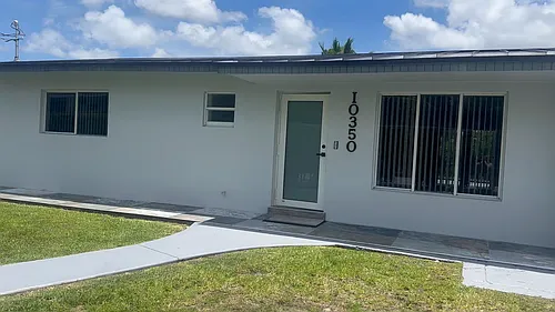 10350 SW 48th St Photo 1