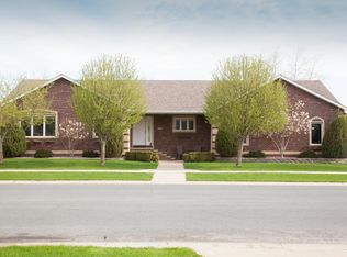 1202 5th St NW, Dodge Center, MN 55927