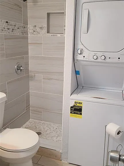 1421 E 108th Ave #A — Photo 2