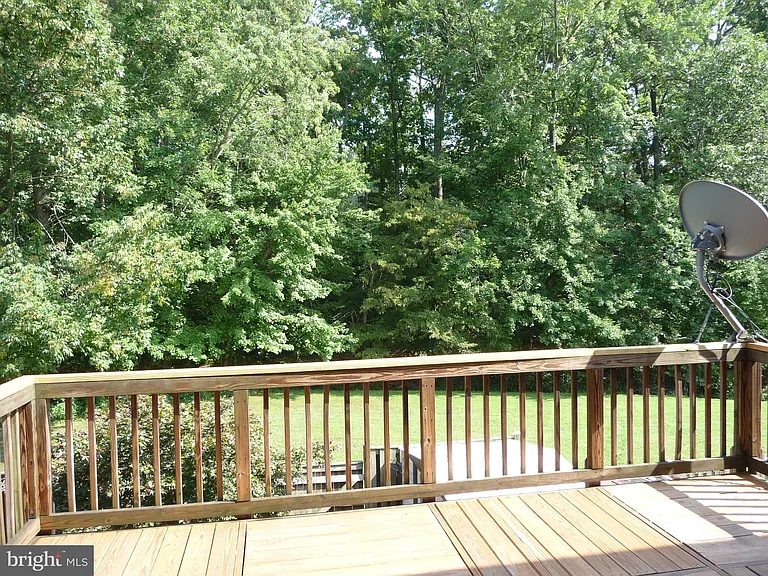 7665 Sheffield Village Ln — Photo 6