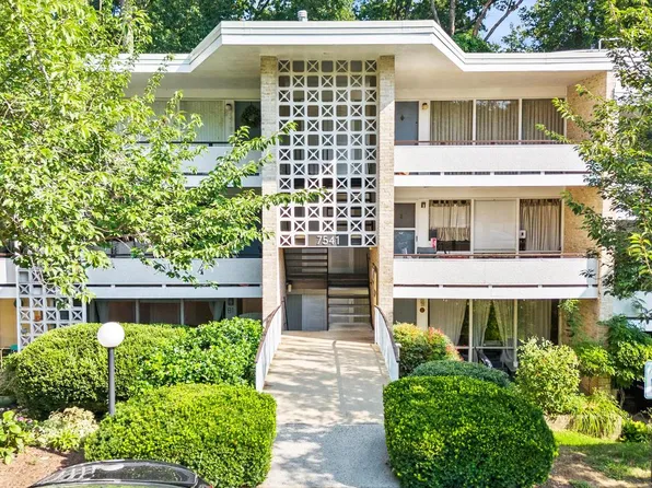 7541 Spring Lake Dr APT B1, Bethesda, MD 20817