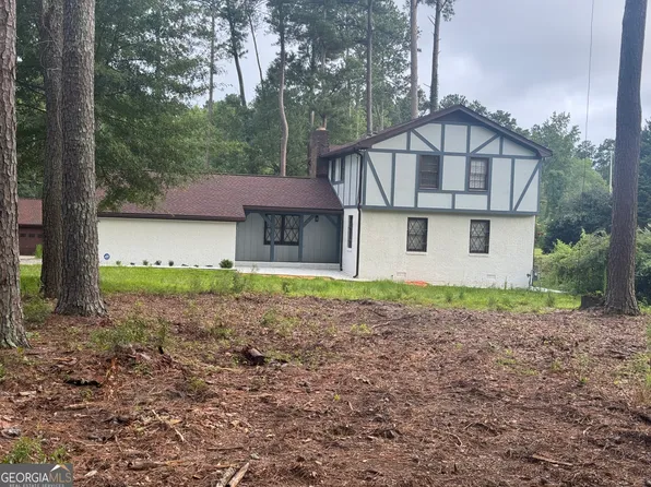6571 Rock Springs Rd, Lithonia, GA 30038