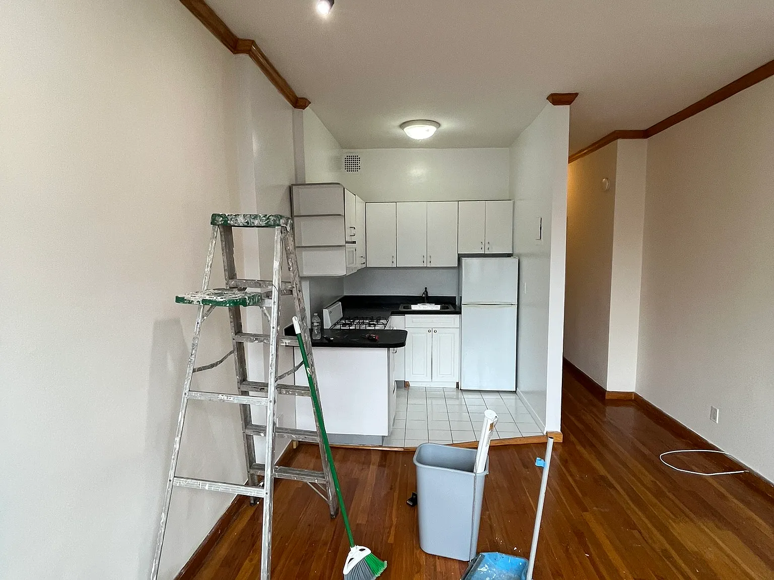 416 East 74th Street — Photo 3