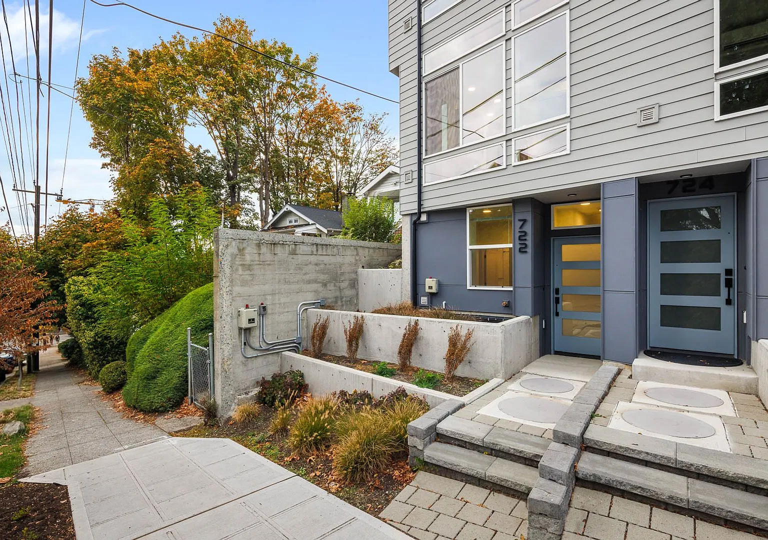 3 Bedroom Modern Townhouse in the Heart of Fremont — Photo 2