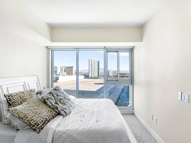 2700 Las Vegas Blvd S #1206 — Photo 13