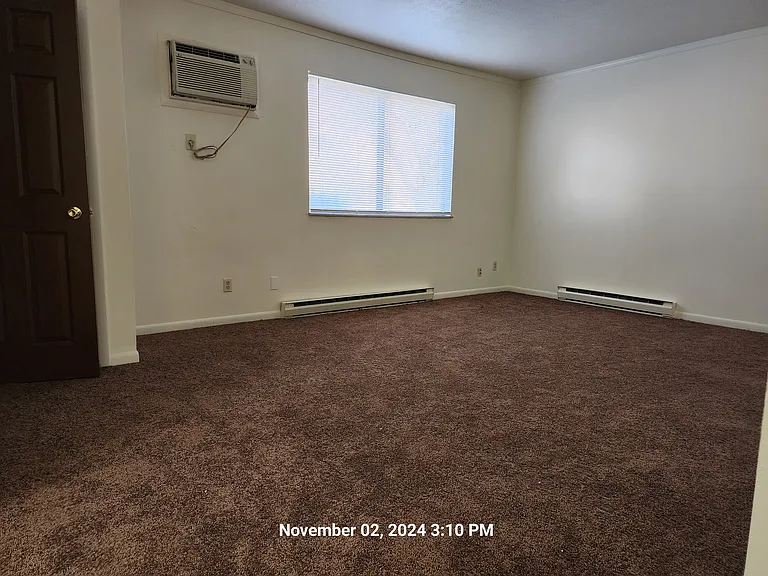 105 Martin Luther King Dr E #2 — Photo 16