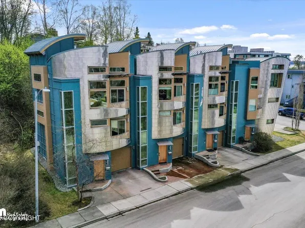 1402 W 8th Ave, Anchorage, AK 99501