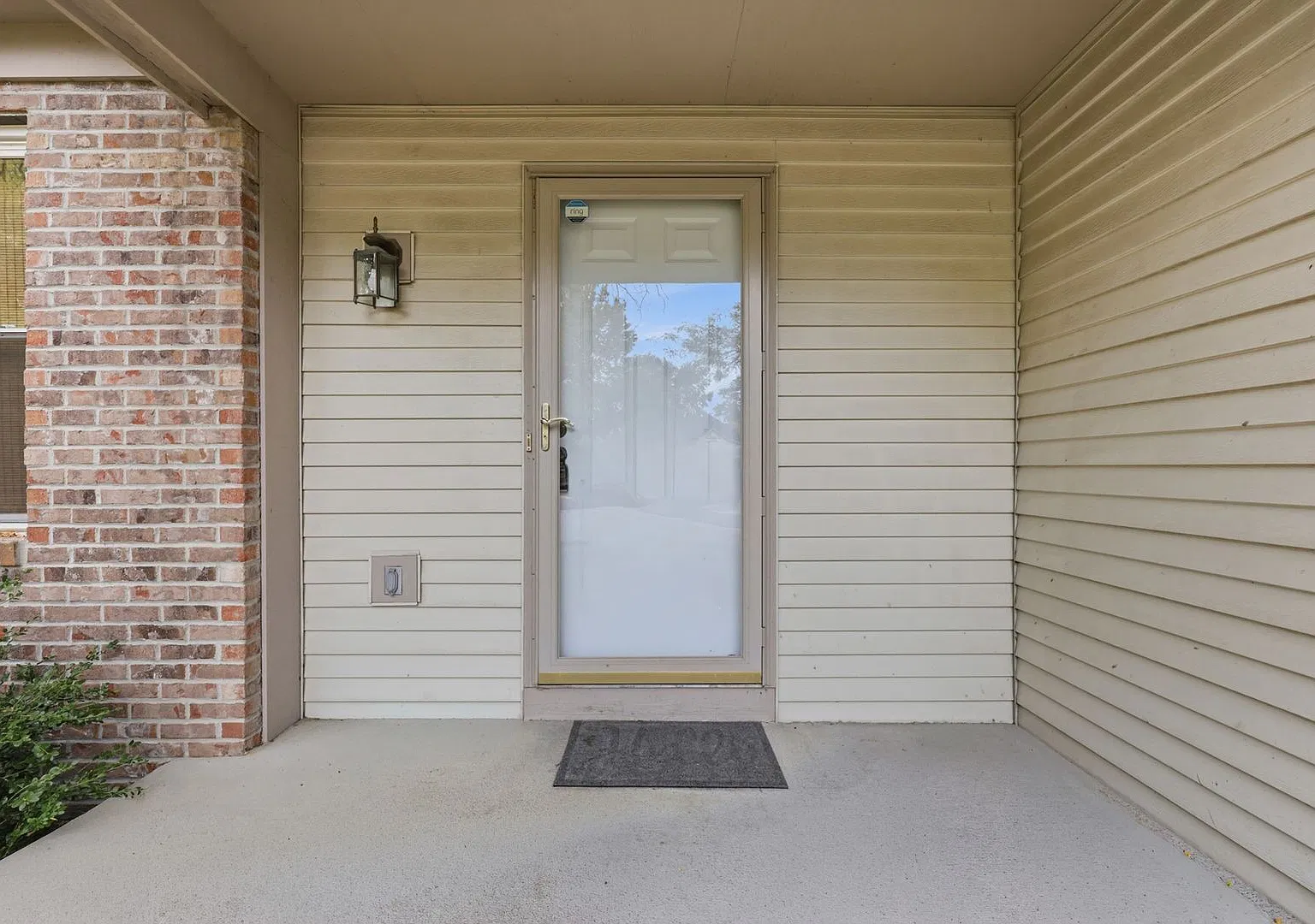 568 Elm Court — Photo 4