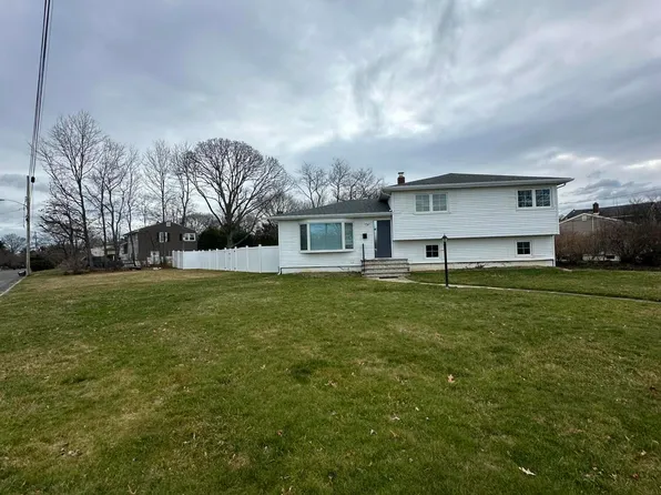 46 Hilltop Rd, West Long Branch, NJ 07764