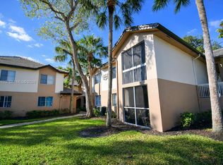 9933 Westview Dr APT 413, Pompano Beach, FL 33076